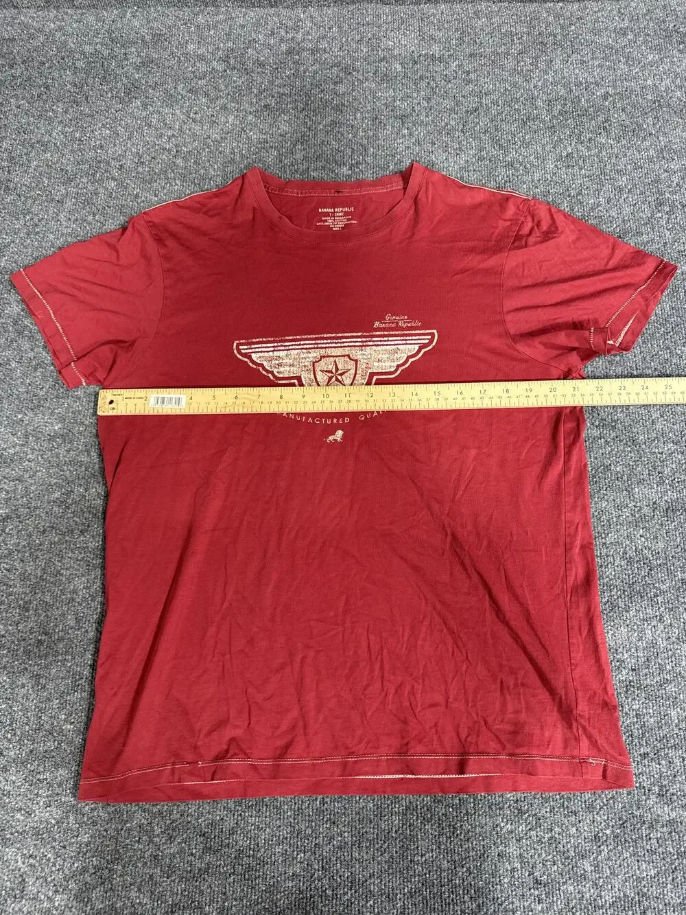 Banana Republic Shirt Mens Large Red Wings Logo Graphic T-Shirt Tee Top